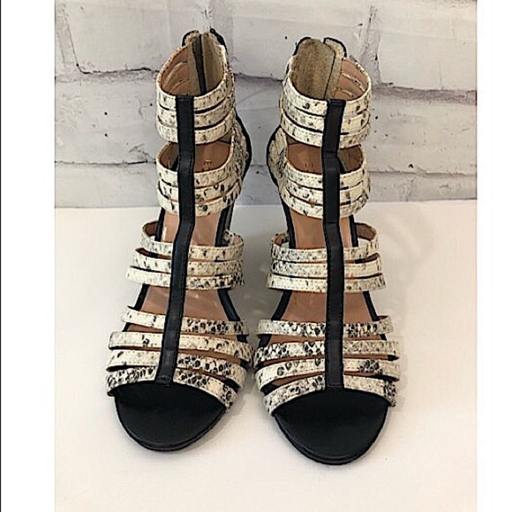 BCBGeneration Snake Print Dindall Strap Wedges sz 7.5